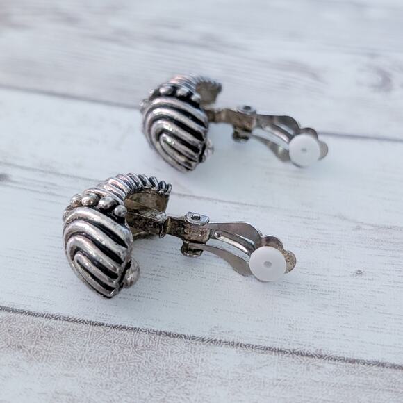 Vintage Clip On Earrings Very Large Chunky Statement Earrings - Picture 10 of 11